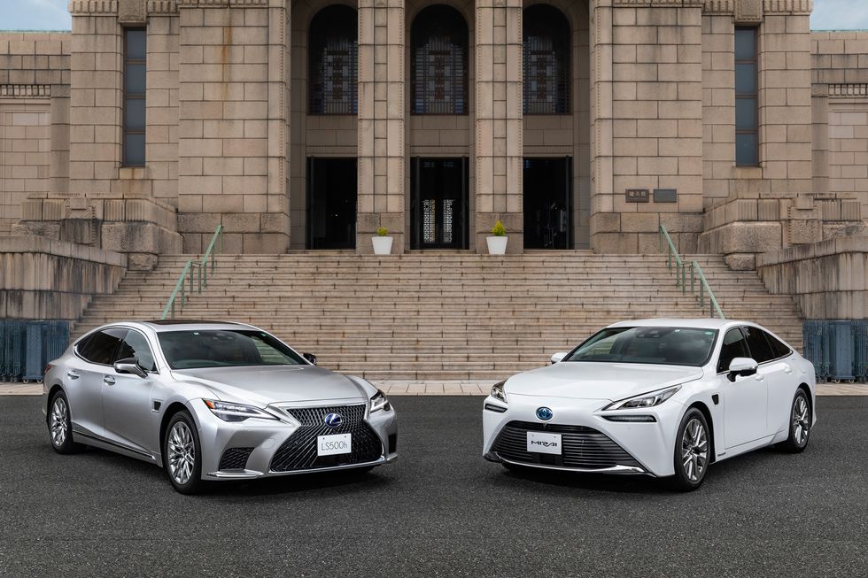 Toyota Launches Semi-Autonomous Cars in Japan, Coming to the US This Fall