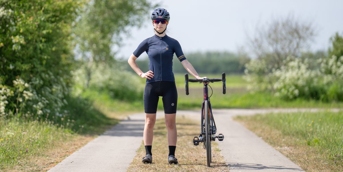 Parasiet monster Noordoosten Review: Agu Solid fietsshirt en Switch fietsbroek | Bicycling
