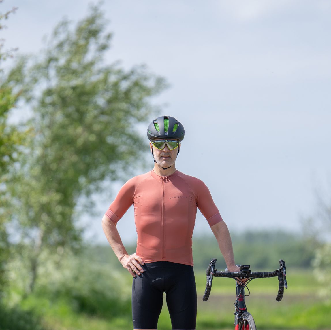 Oproepen Onderling verbinden bijwoord Review: Van Rysel Endurance shirt en Racer 2 broek | Bicycling