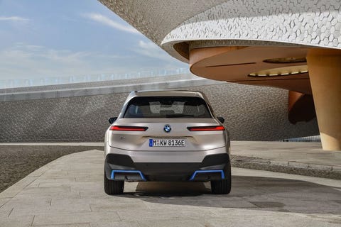 Bmw Ix首款電動休旅登場 5g連線 Iphone就是車鑰匙 打造 Bmw Ix首款電動休旅登場 5g連線 Iphone就是車鑰匙 打造