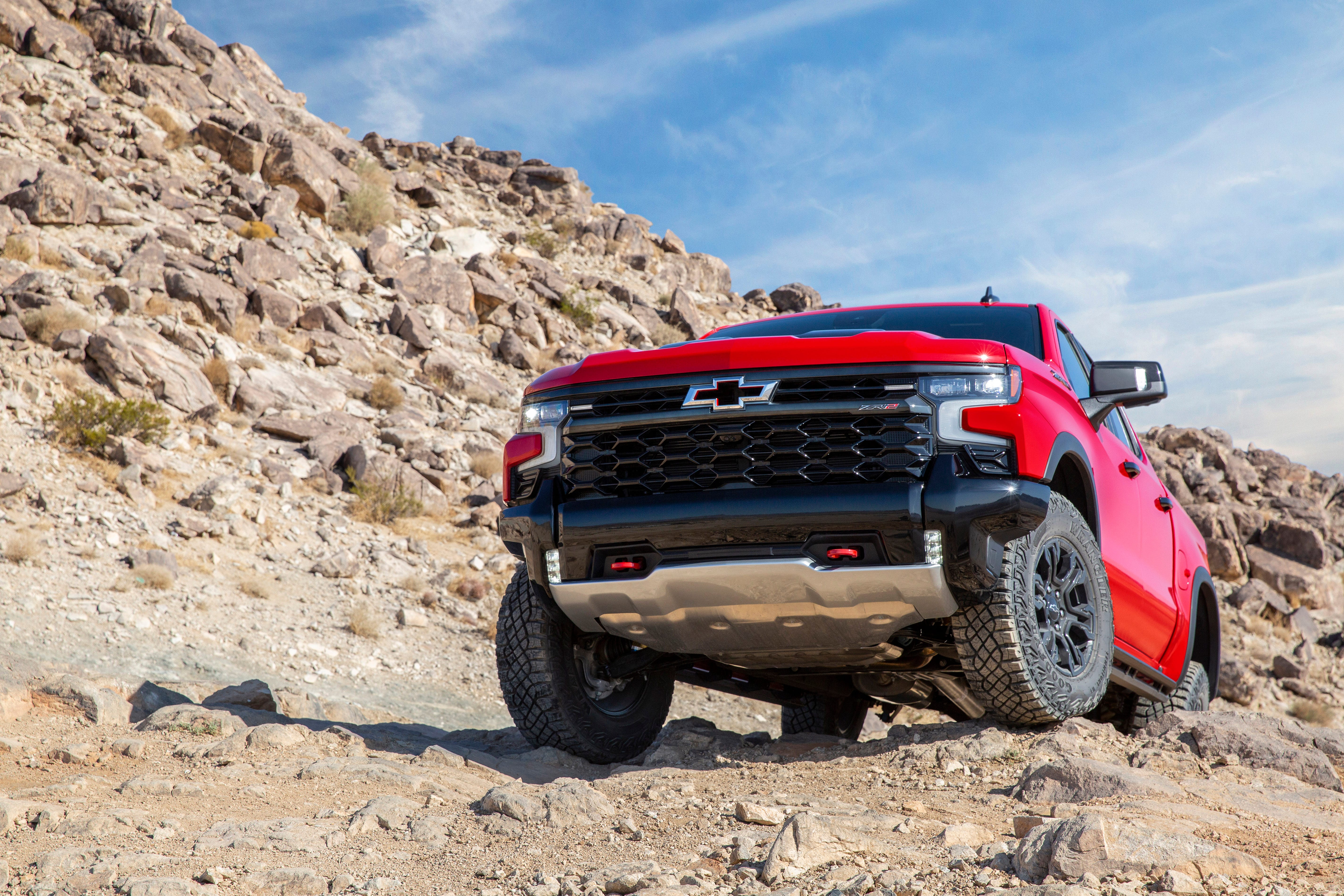 2022 Chevy Silverado ZR2 Is the Hardcore Off-Roader's All-Rounder