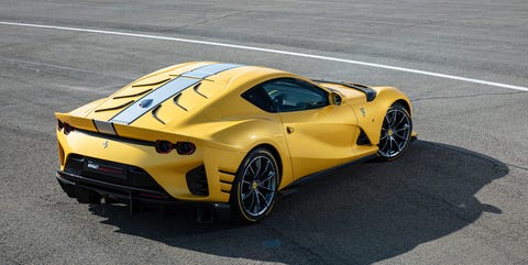 2022 ferrari 812 competizione