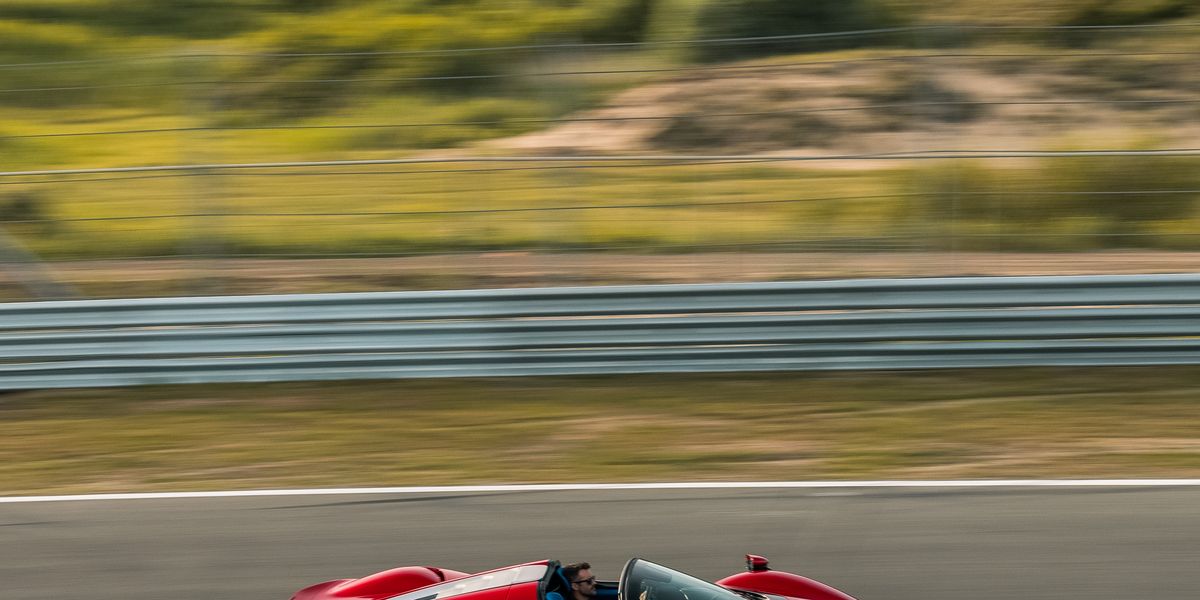 View Photos of the 2022 Ferrari Daytona SP3