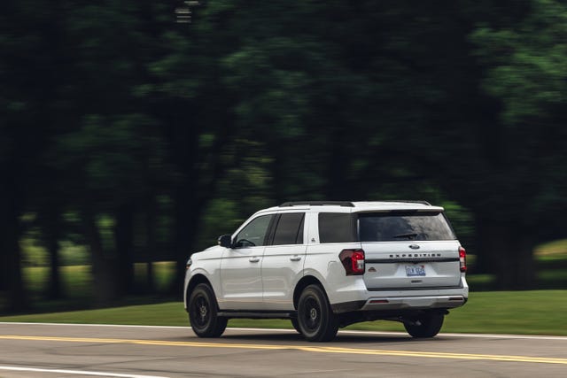 2022 ford expedition timberline