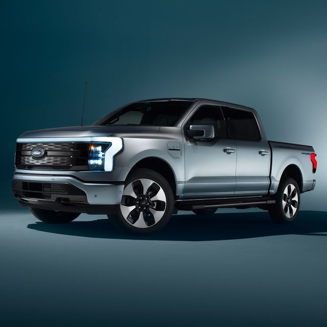 563-HP 2022 Ford F-150 Lightning Turns America’s Top Seller Electric
