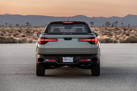 2022-hyundai-santa-cruz-119-1618425020.jpg