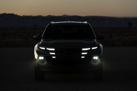 2022-hyundai-santa-cruz-121-1618424638.jpg