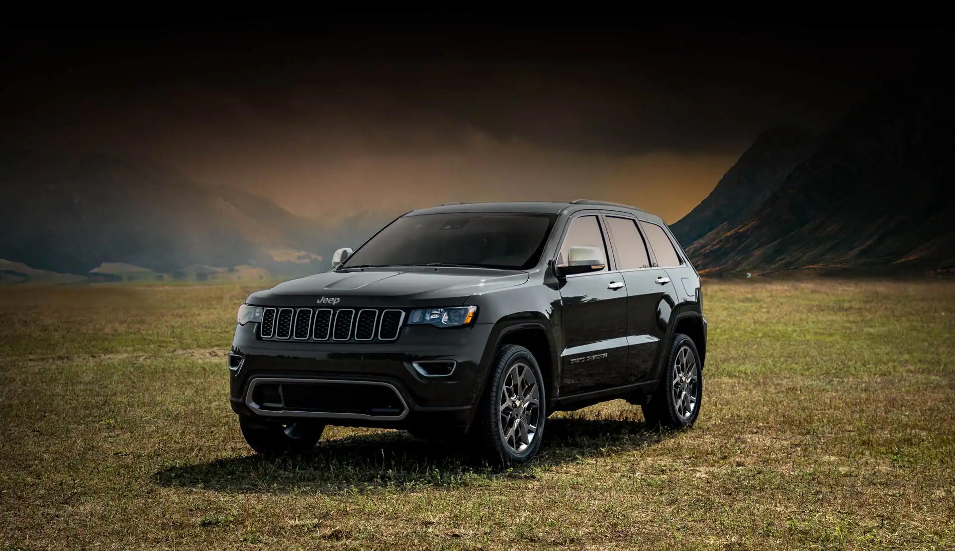 Tested 2022 Jeep Grand Cherokee Trailhawk V 6 Does Jeep Things