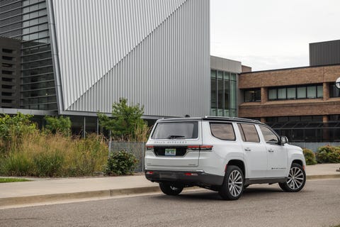 View Photos Of The 2022 Jeep Grand Wagoneer