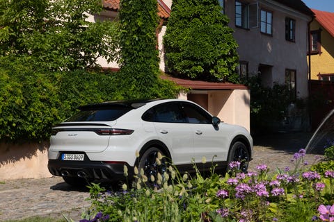 porsche cayenne turbo gt 2022