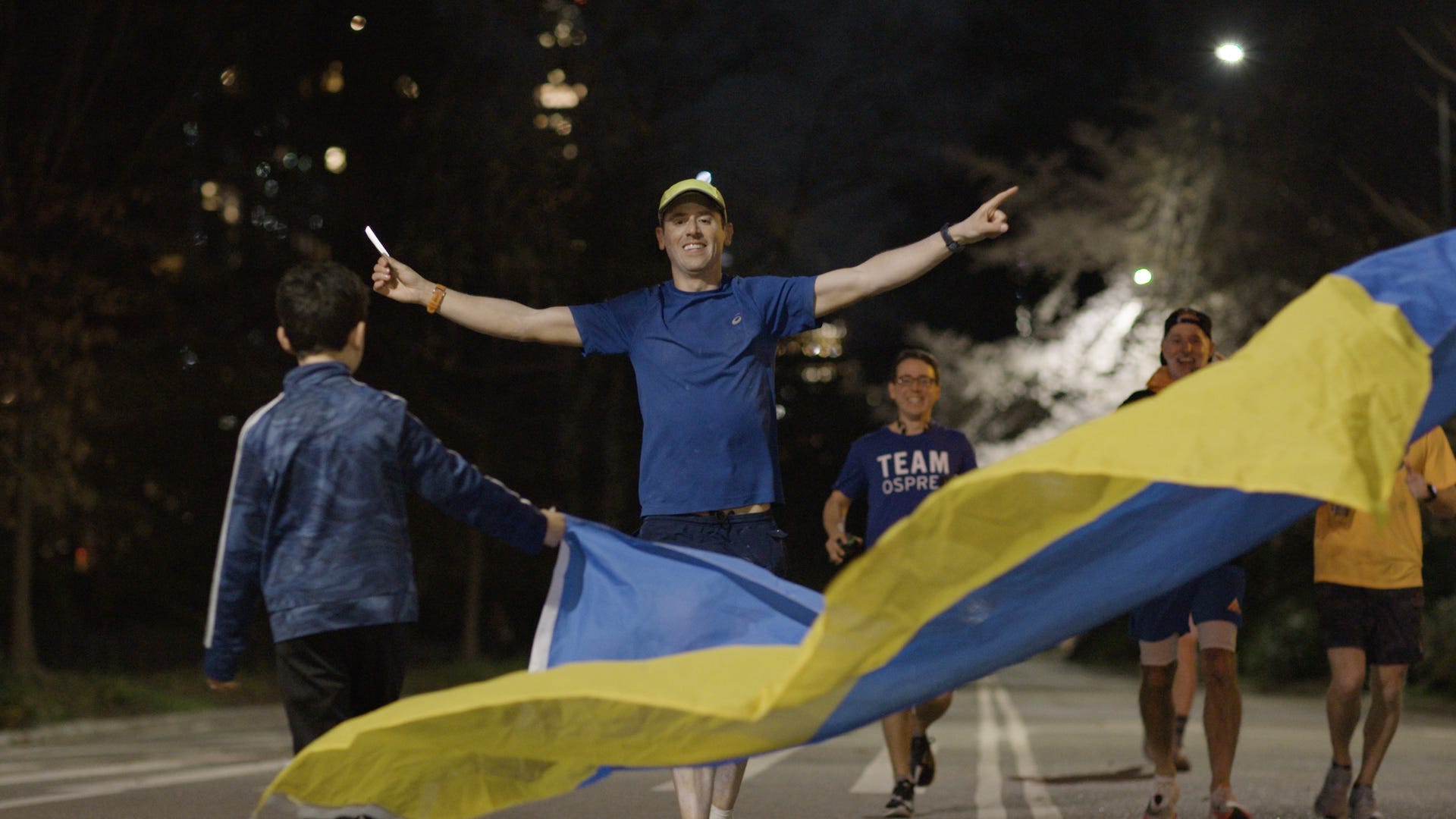 Watch: How This Professional Mentalist Broke a World Record to help Children in Ukraine