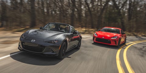 Klub mazda mx5 miata 2022 dan toyota gr86 premium 2022