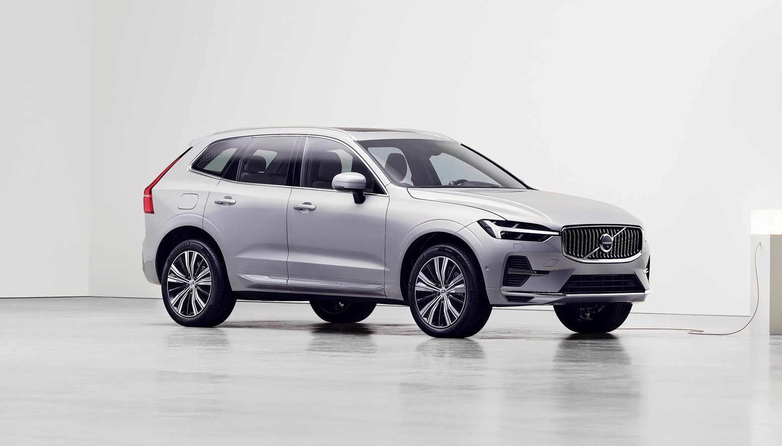 2022 Volvo XC60 Review, Pricing, Specs