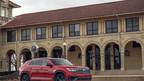 2022 Volkswagen Atlas Cross Sport SEL R-Line 2022 volkswagen atlas cross sport sel rline