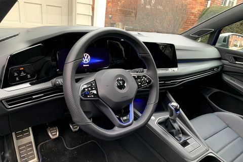2022 volkswagen golf r steering wheel and console