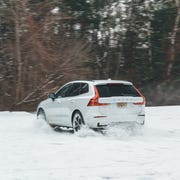 2022 Volvo XC60 B6 AWD R-Design 2022 volvo xc60 b6 awd rdesign