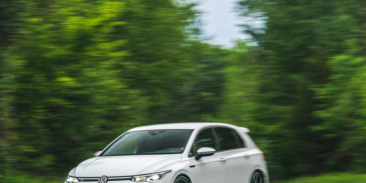 Retentie Panter vallei 2022 Volkswagen Golf R Review, Pricing, and Specs