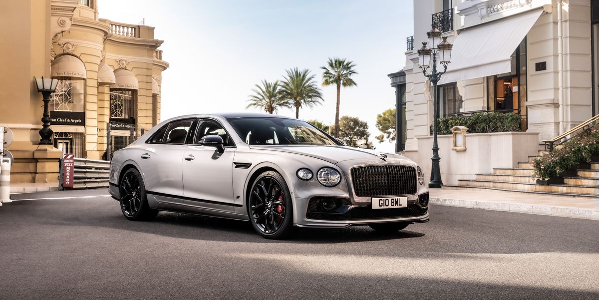 View Photos of the 2023 Bentley Flying Spur S