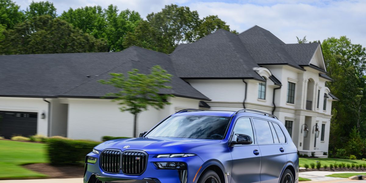 2023 BMW X7 Has More Power and New Features, but You Have to Get Past the New Styling