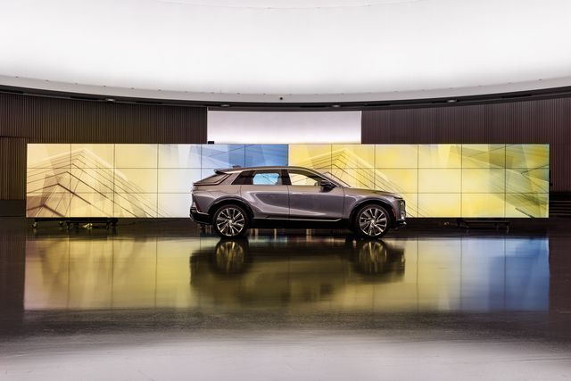 the 2023 cadillac lyriq debut edition – a dynamic, modern and fully electric suv