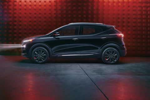 the 2023 chevrolet bolt euv redline edition includes 17 inch black painted aluminum wheels preproduction model shown actual model may vary available summer 2022