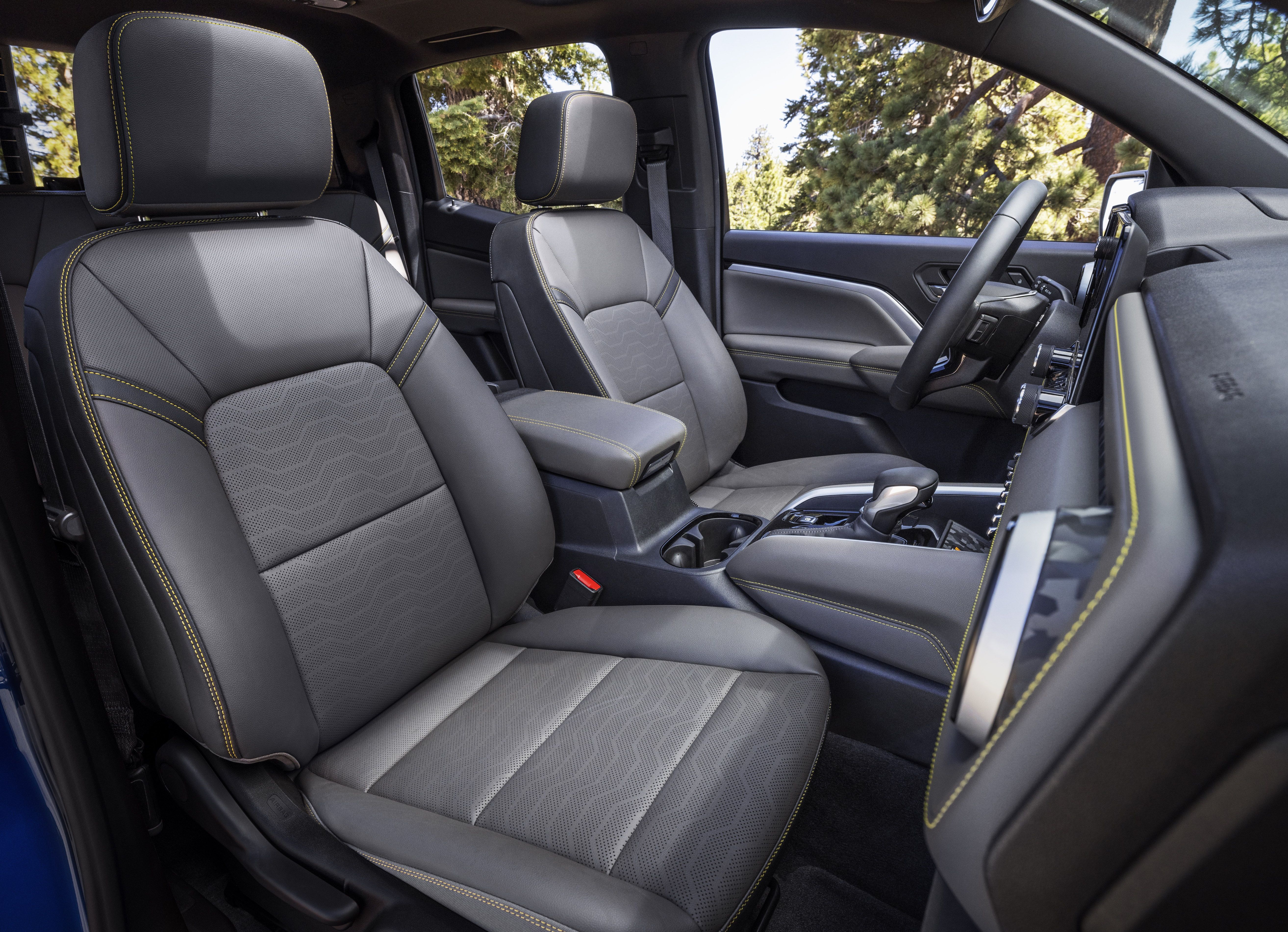 2023 Chevy Colorado Zr2 Interior 2023 Chevrolet Colorado Zr2 Everything You Need To Know