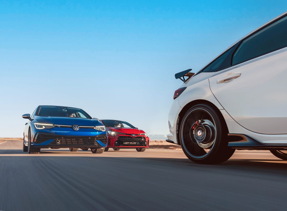 2023 Honda Civic Type R, Toyota GR Corolla and VW Golf R Photos