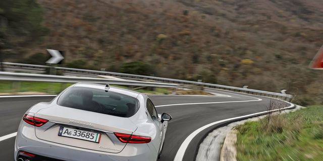 View Photos of the 2024 Maserati GranTurismo