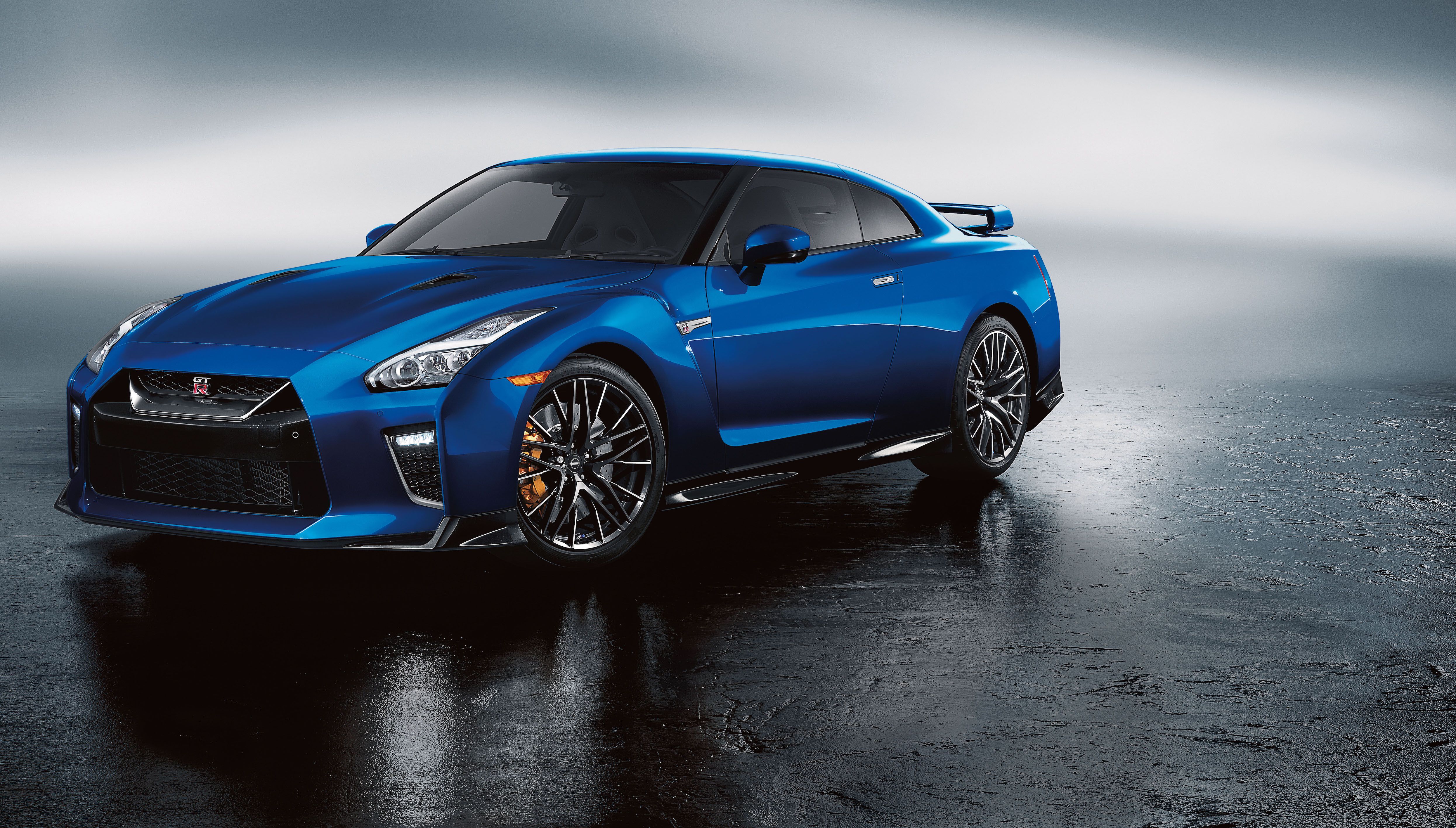 Novo Nissan GT-R será lançado em 2023 com motorização híbrida