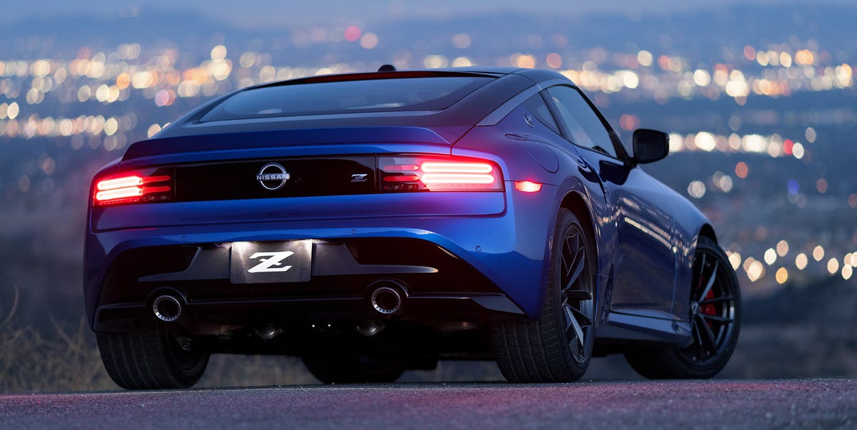 www.roadandtrack.com