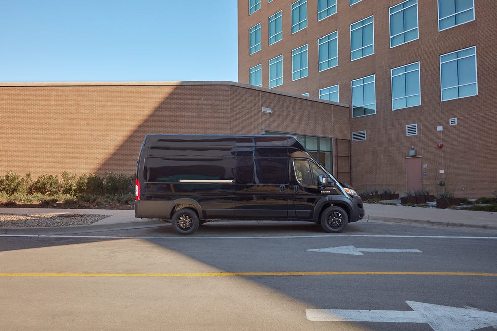 2023-ram-promaster-113-1646695307.jpg