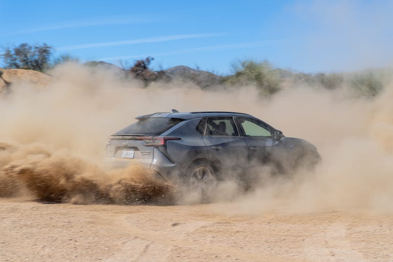 سوبارو سولتيرا Subaru Solterra