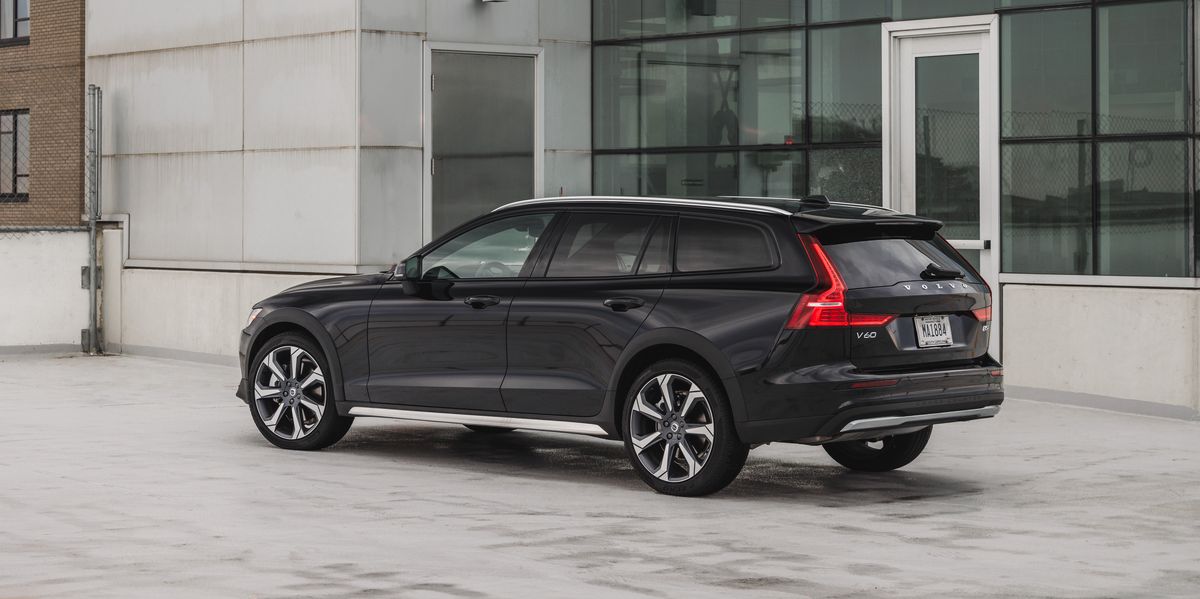 View Photos of the 2023 Volvo V60 Cross Country B5 AWD