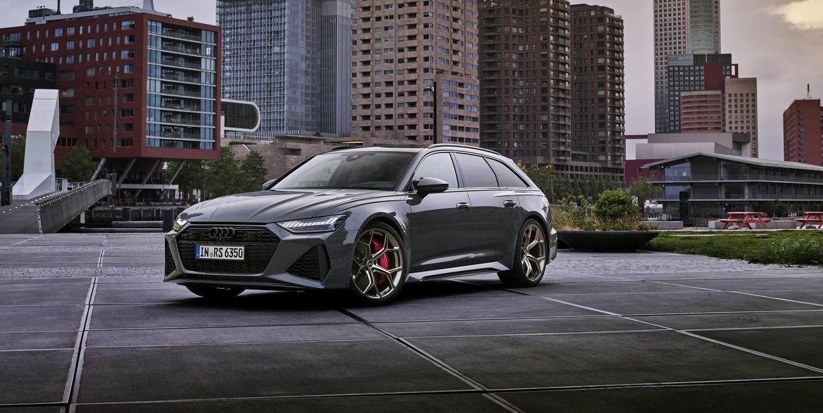 View Photos of the 2024 Audi RS6 Avant Performance