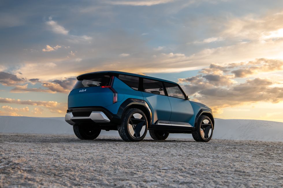 Kia EV9 Concept Looks Big and Chunky, Previews a Three-Row EV SUV