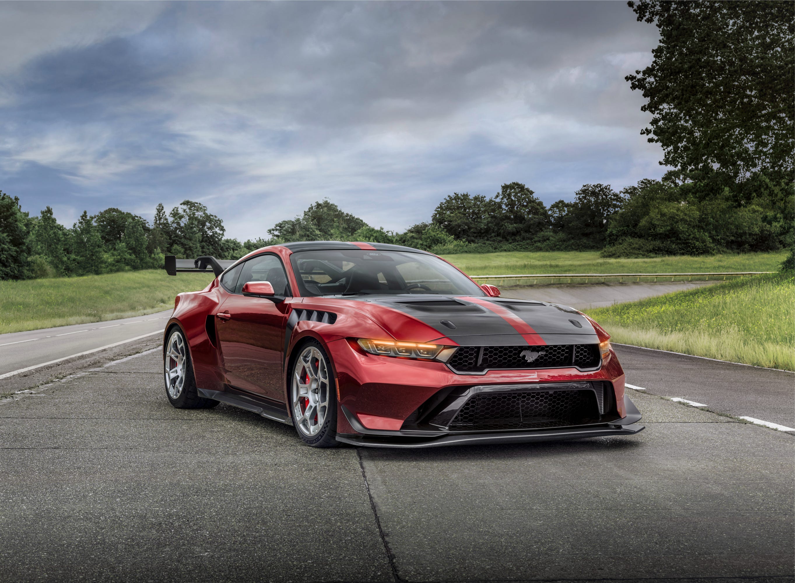 2025 Ford Mustang GTD Shows Off Its Race-Ready Interior