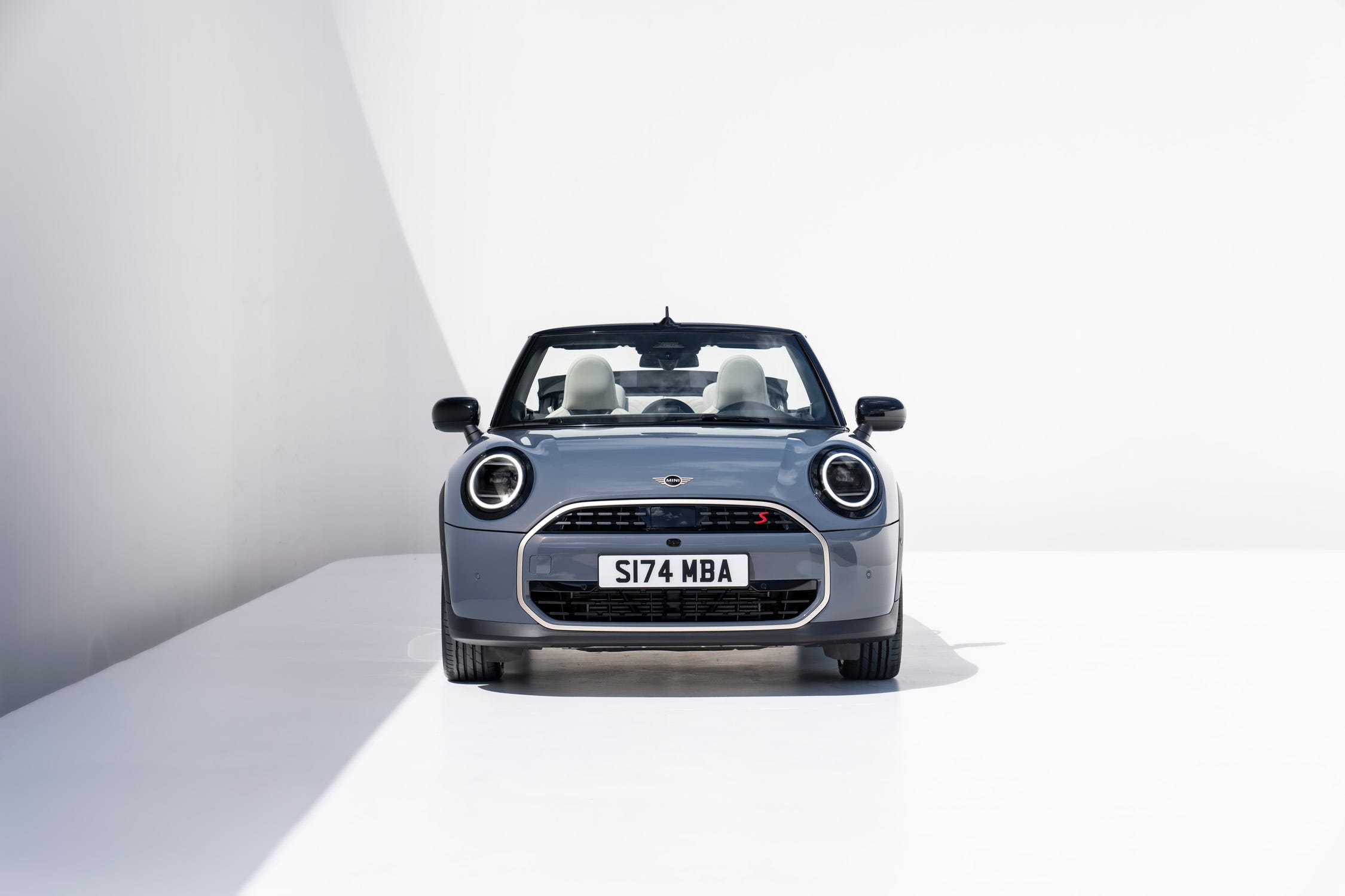 2025 Mini Cooper Convertible Is Unserious in the Best Way