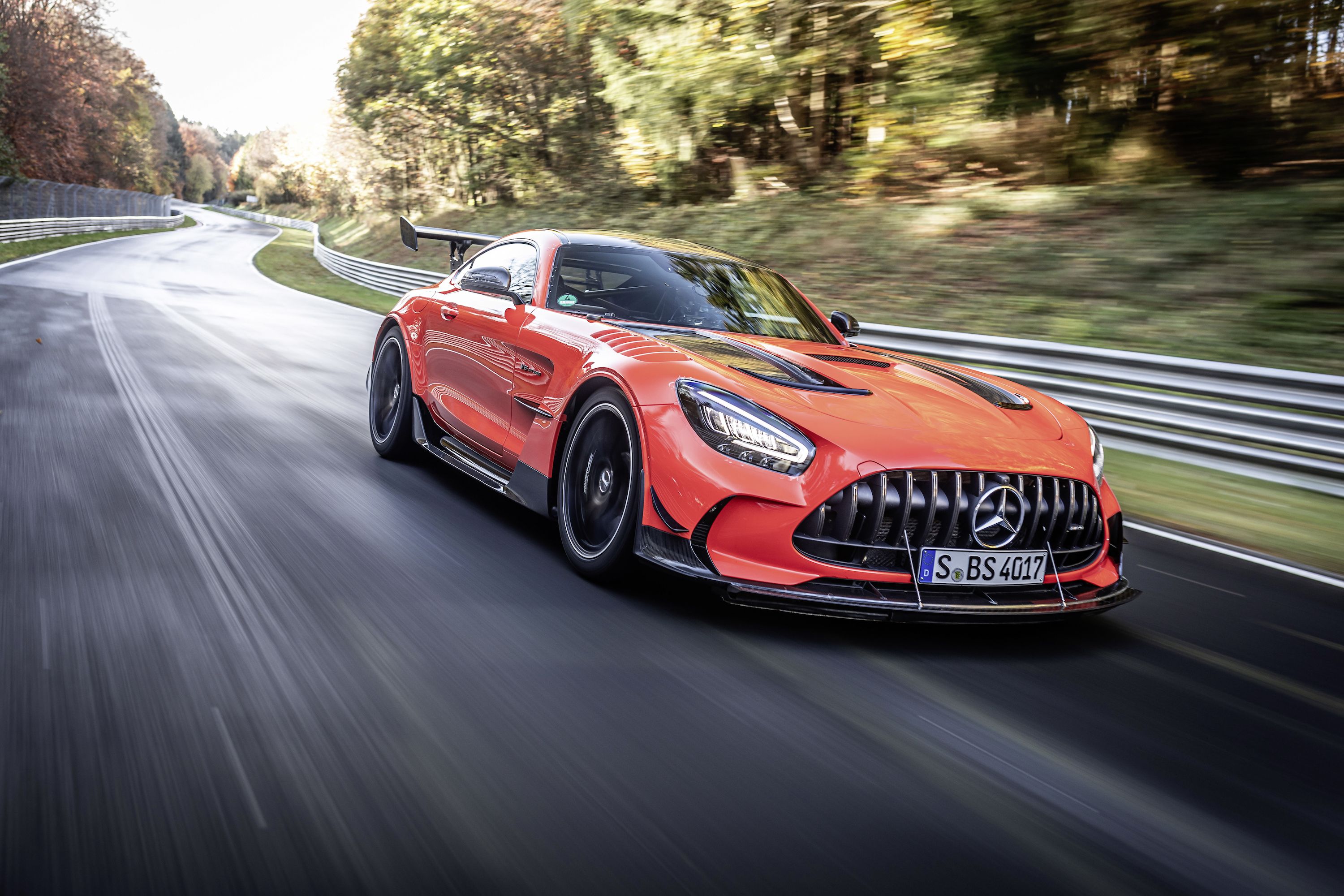 21 Mercedes Amg Gt Black Series Will Cost 325 000 Pricing