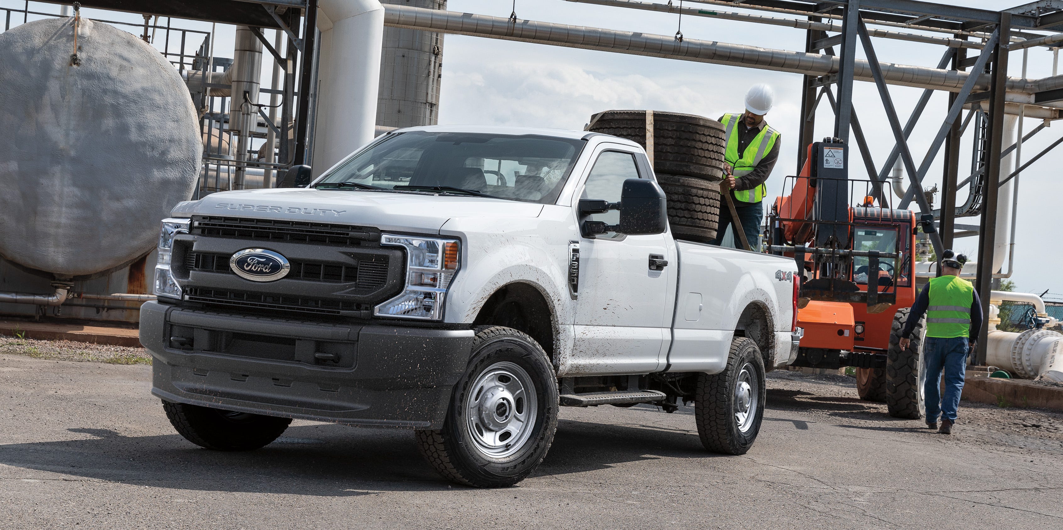 Ford Recalls 295,449 Super Duty Pickup Trucks for Fuel Pump Issues