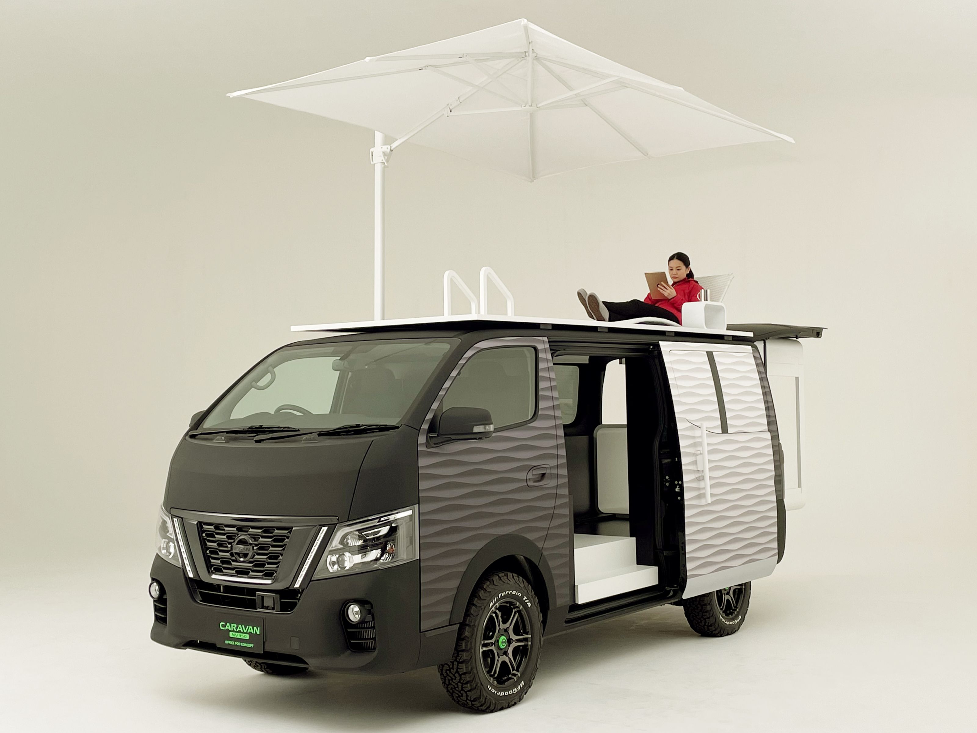 Nissan Used Camper Van Thinking to Create a Tiny Mobile Office