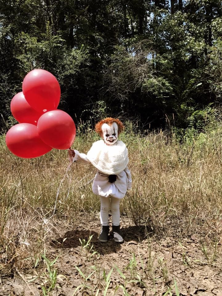 pennywise costume baby