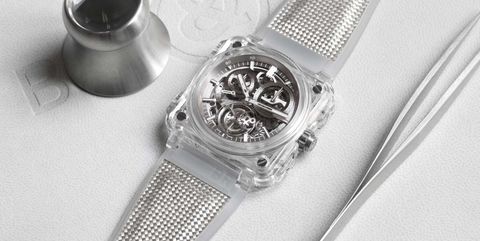 Watch, Watch accessory, Fashion accessory, Silver, Jewellery, Platinum, Material property, Analog watch, Metal, Strap, 