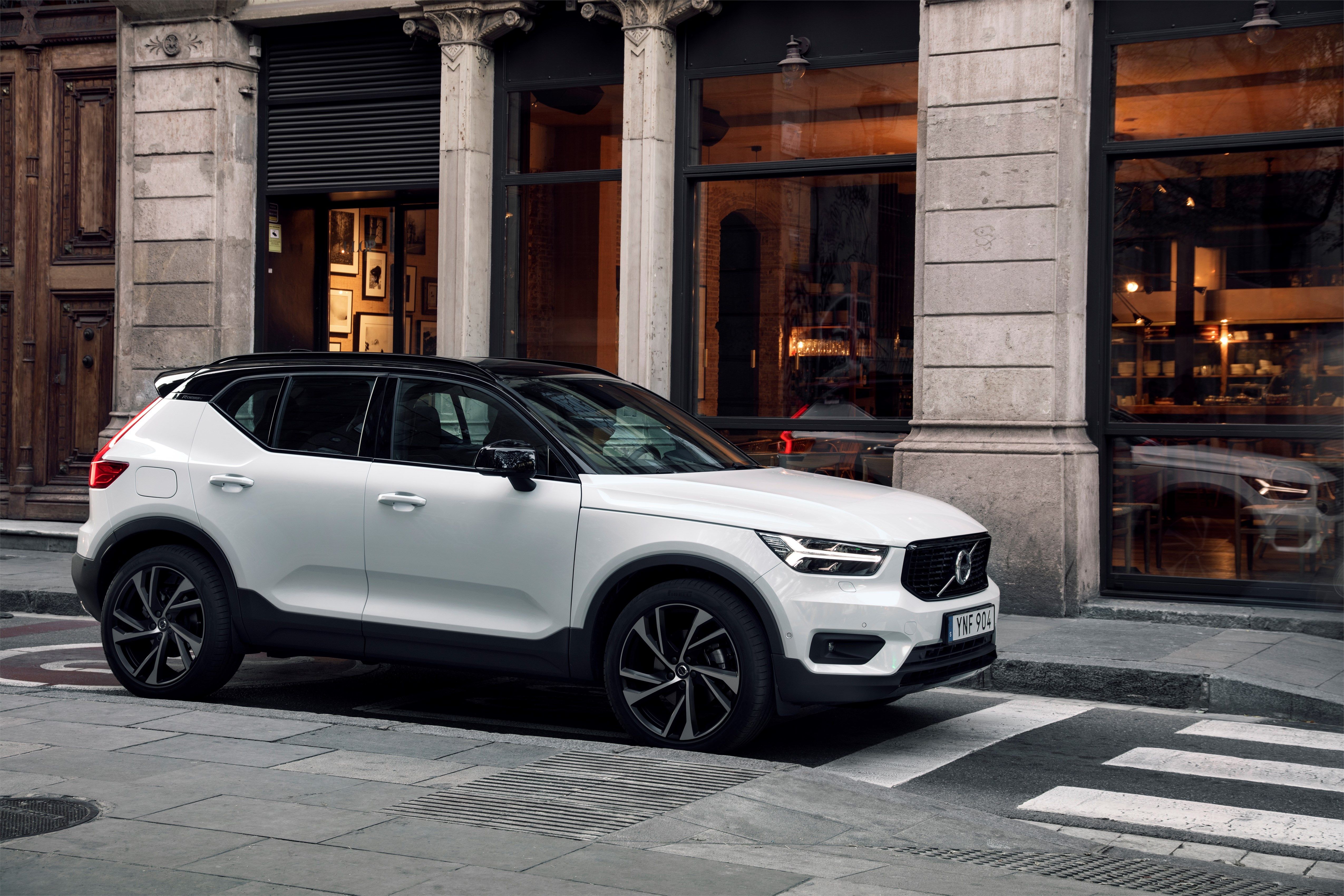 Новая 40. Вольво cx40. Volvo xc40. Вольво xc40 новая. Вольво кроссовер xc40 новый.