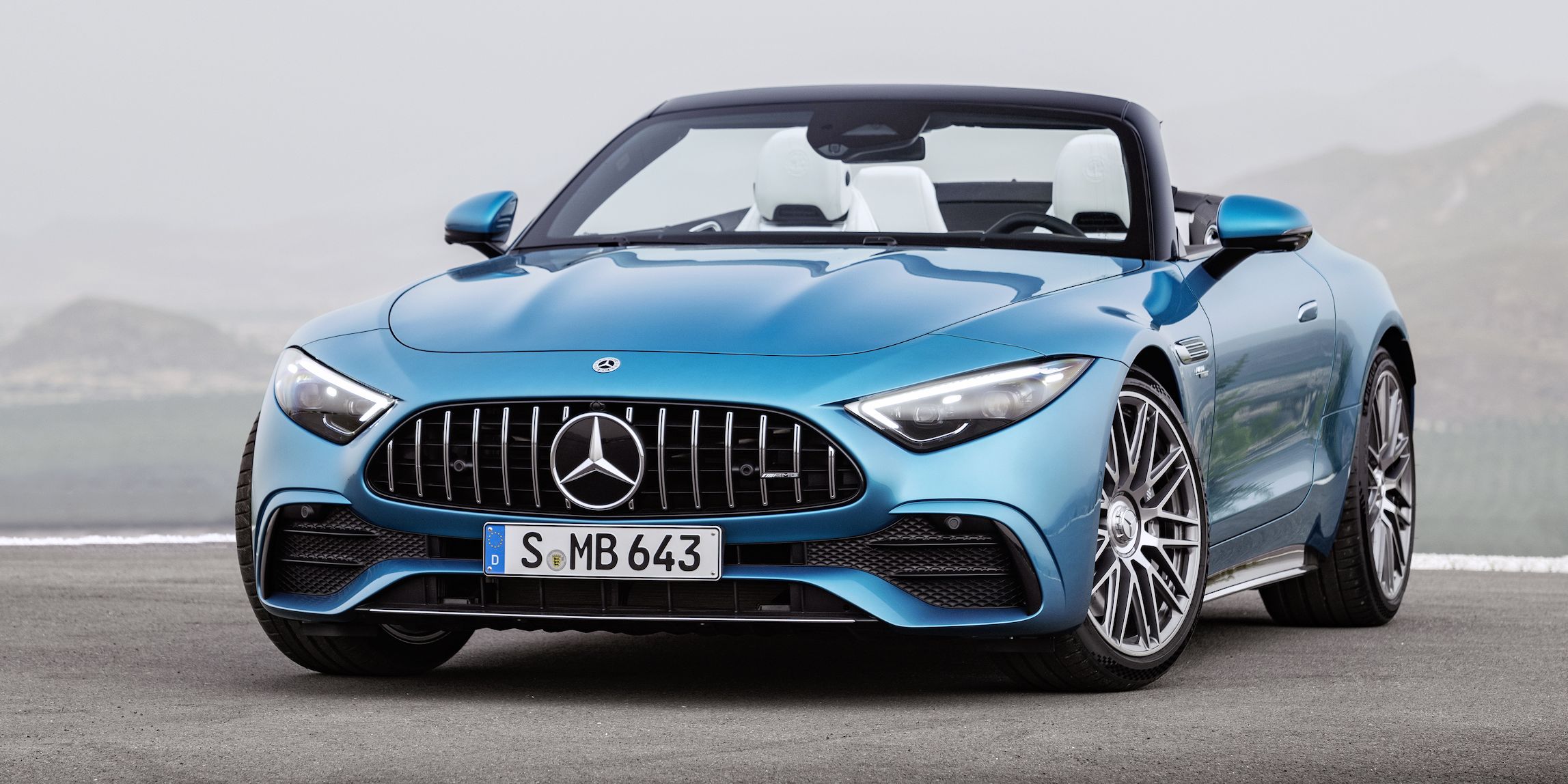 The 2023 Mercedes-AMG SL43 Gets 381 HP From a Four-Cylinder With F1 Tech