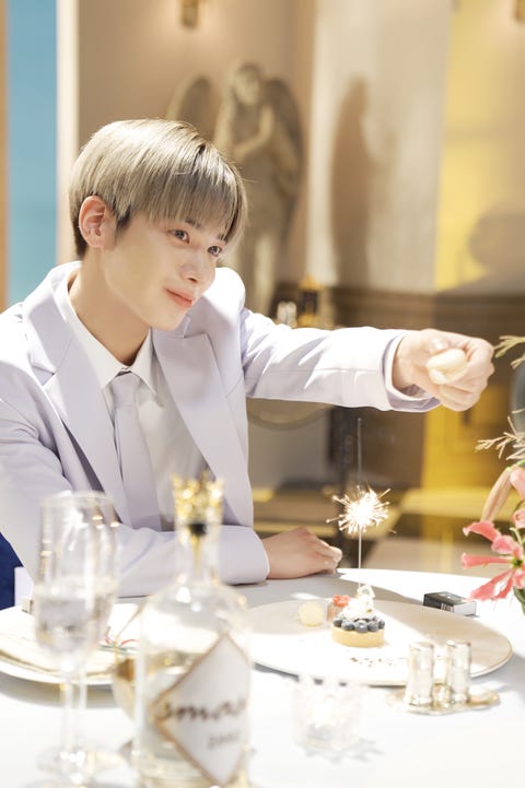 TOMORROW X TOGETHER(TXT)テヒョンの、美貌まるごとクロニクル