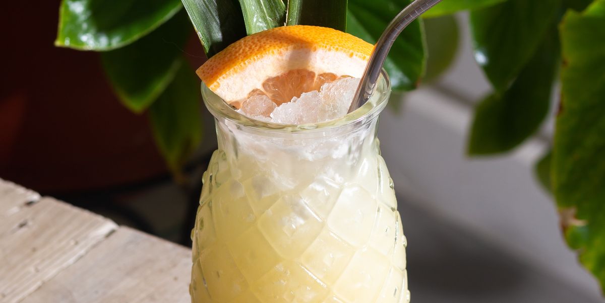 This 5-Minute, Tiki-Inspired Cocktail Will Transport You to the Tropics