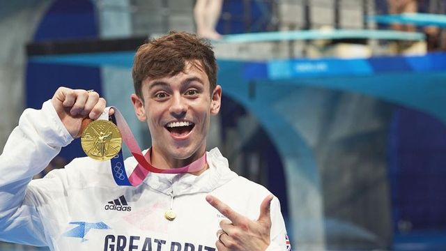 ゲイであることは誇り イギリス代表選手が悲願の金メダル獲得