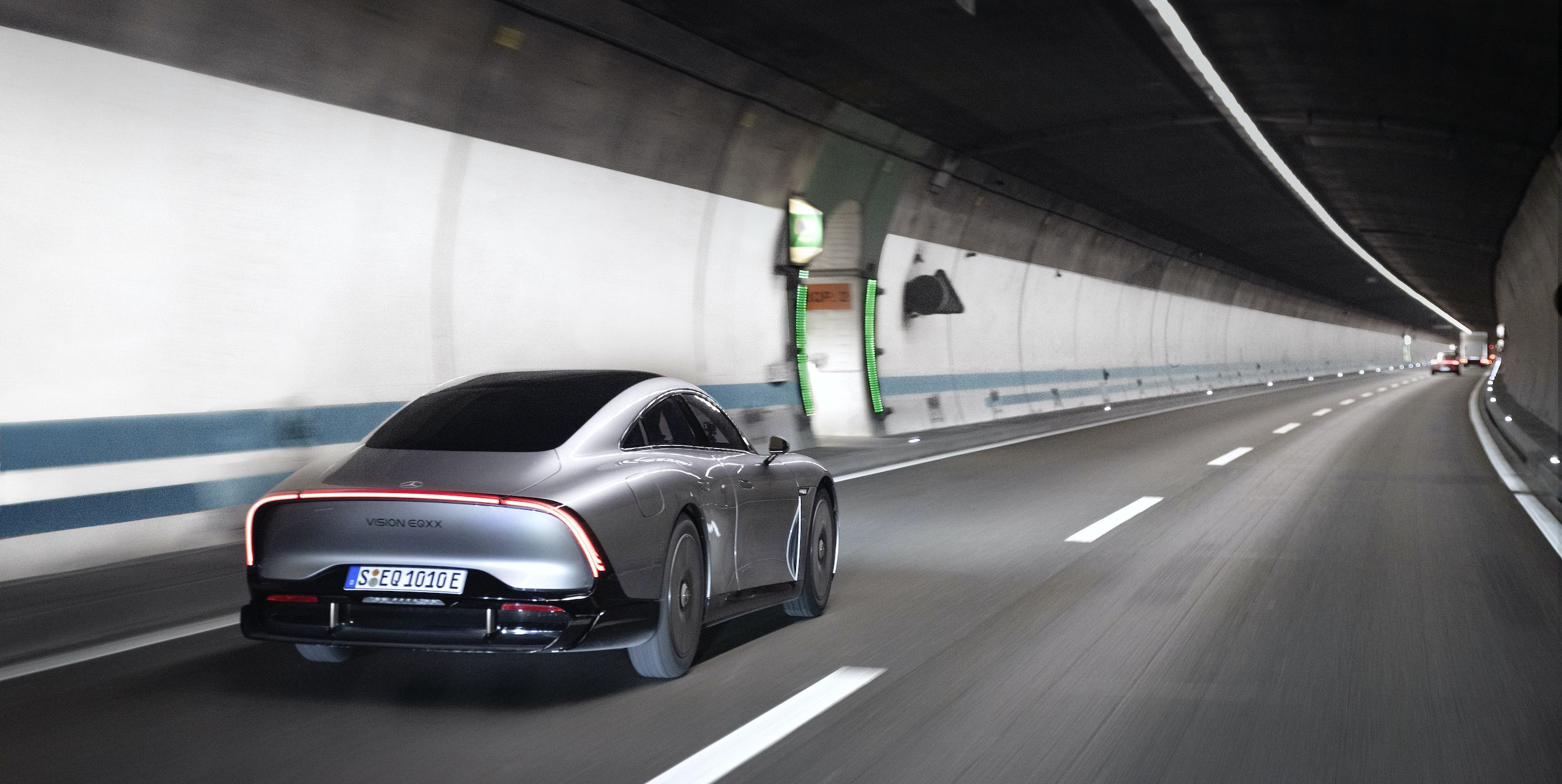 Mercedes' Vision EQXX Concept Just Went 626 Miles on a Charge