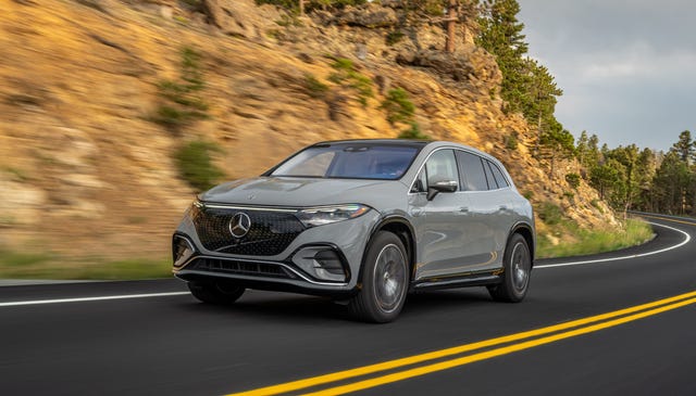 eqs 580 4matic us specific model exterieur amg line, alpingrau interieur electric art, leder schwarzbiscayablau exterior amg line, alpine grey interior electric art, leather blackbiscay blue