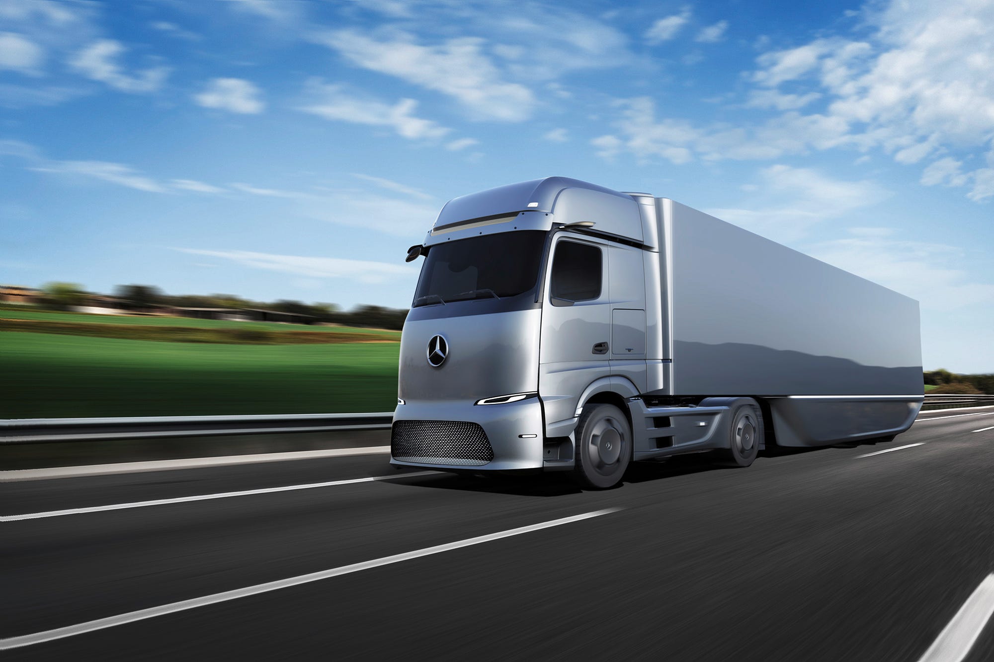 Mercedes eActros LongHaul to Launch in 2024